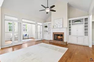 128 N Wolf Creek Dr, Macon, GA 31210 - Photo 5