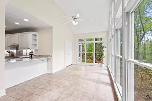 128 N Wolf Creek Dr, Macon, GA 31210 - Photo 17