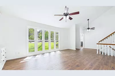 105 Surrey Place, Perry, GA 31069 - Photo 13