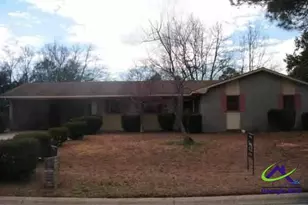 607 Greenbriar Rd, Warner Robins, GA 31093 - Photo 1