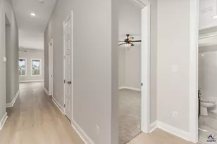 224 Farmland Circle, Perry, GA 31069 - Photo 5