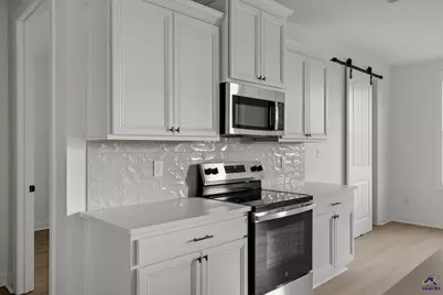 8 Pleasant Oaks Drive, Perry, GA 31069 - Photo 17