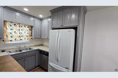 124 Maryjay, Warner Robins, GA 31088 - Photo 7