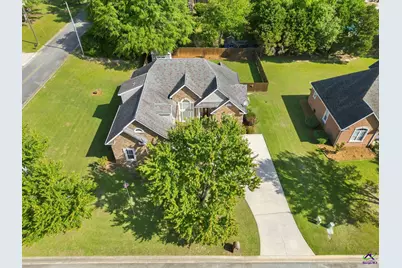 100 Constance Court, Perry, GA 31069 - Photo 3