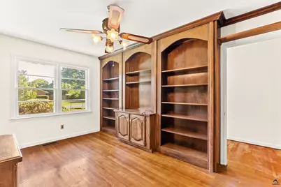 116 Woodlawn Avenue, Warner Robins, GA 31093 - Photo 39