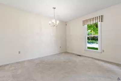 625 Todd Circle, Warner Robins, GA 31088 - Photo 13