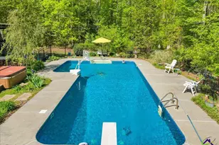 260 Kensington Dr, Sharpsburg, GA 30277 - Photo 73