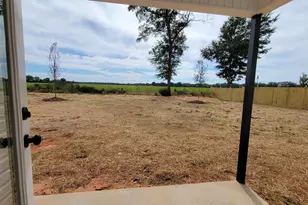 808 Daisy Dr, Perry, GA 31069 - Photo 19