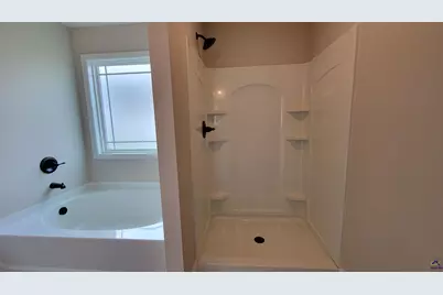 808 Daisy Drive, Perry, GA 31069 - Photo 11