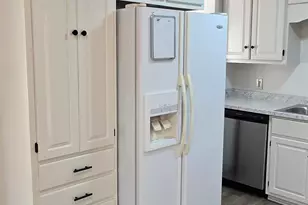 101 Vivian Dr, Byron, GA 31008 - Photo 15