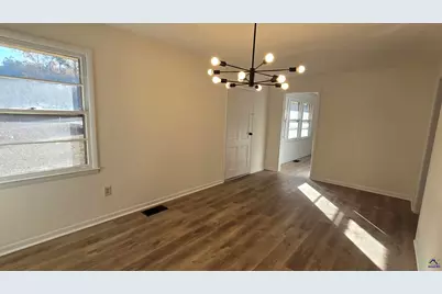 101 Vivian Drive, Byron, GA 31008 - Photo 11