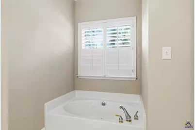 10 Willow Lake Drive, Warner Robins, GA 31093 - Photo 37