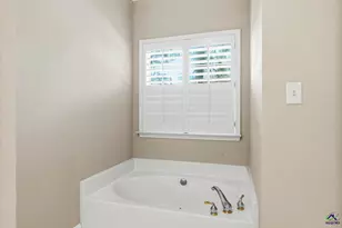 10 Willow Lake Dr, Warner Robins, GA 31093 - Photo 37