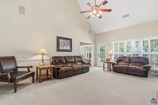 10 Willow Lake Dr, Warner Robins, GA 31093 - Photo 17