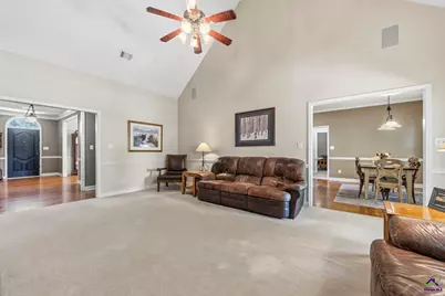 10 Willow Lake Drive, Warner Robins, GA 31093 - Photo 17