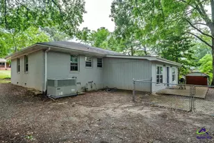 202 Springdale Dr, Warner Robins, GA 31069 - Photo 3