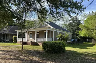 302 Persons St, Fort Valley, GA 31030 - Photo 3