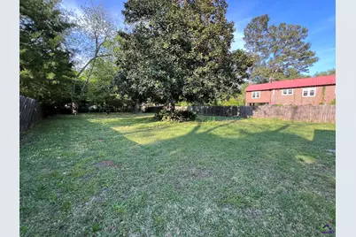 302 Persons Street, Fort Valley, GA 31030 - Photo 11