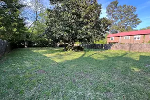302 Persons St, Fort Valley, GA 31030 - Photo 11