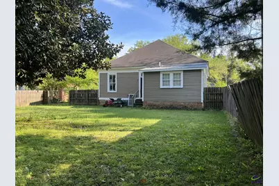 302 Persons Street, Fort Valley, GA 31030 - Photo 9