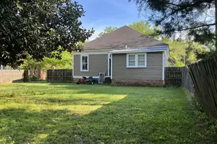 302 Persons St, Fort Valley, GA 31030 - Photo 9