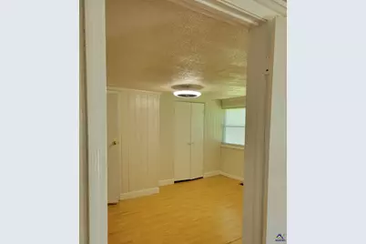 124 Meadowdale Drive, Warner Robins, GA 31088 - Photo 9