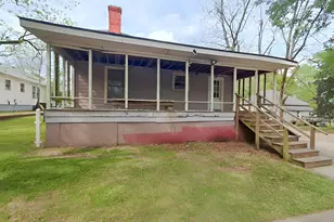 401 Forsyth St, Barnesville, GA 30204 - Photo 5