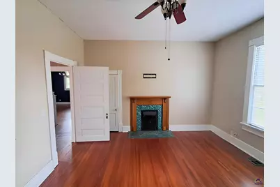 401 Forsyth Street, Barnesville, GA 30204 - Photo 15