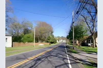 401 Forsyth Street, Barnesville, GA 30204 - Photo 25