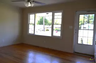 1524 Cambridge Dr, Forsyth, GA 31206 - Photo 3