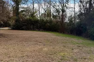 2009 Green St, Warner Robins, GA 31093 - Photo 1