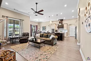 454 Eli Way, Byron, GA 31008 - Photo 7