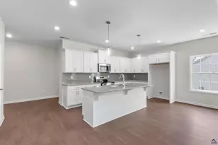 1046 Sun Valley Ct, Macon, GA 31211 - Photo 5