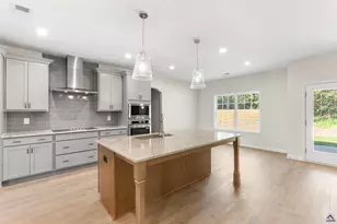 304 Baxter Dr, Kathleen, GA 31047 - Photo 3