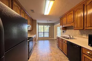 125 Lenox, Bonaire, GA 31005 - Photo 7