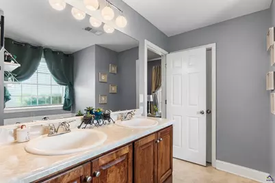 418 Covington Cove, Byron, GA 31008 - Photo 29