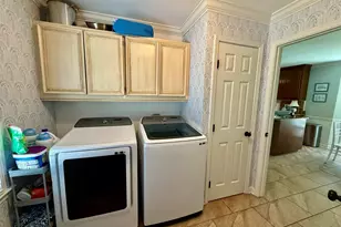 818 Silver Springs Dr, Macon, GA 31210 - Photo 33