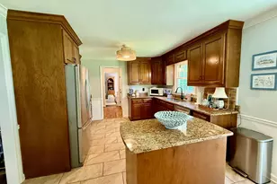 818 Silver Springs Dr, Macon, GA 31210 - Photo 13