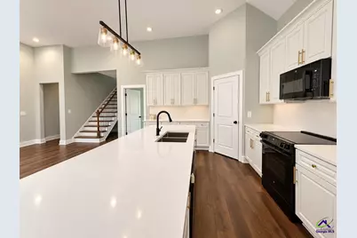 2927 Thornwood Drive, Macon, GA 31210 - Photo 3