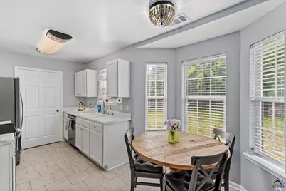 102 Grindstaff Drive, Bonaire, GA 31005 - Photo 9
