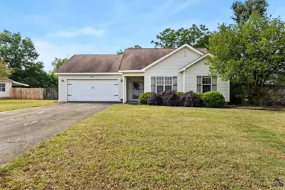 102 Grindstaff Drive, Bonaire, GA 31005 - Photo 1