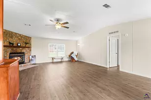 639 Grovania Rd, Hawkinsville, GA 31036 - Photo 5