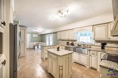 208 Shenandoah Trail, Warner Robins, GA 31088 - Photo 11