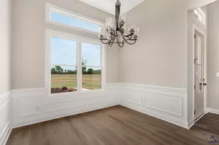 218 Farmland Circle, Perry, GA 31069 - Photo 5