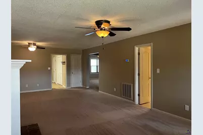 324 Williamsburg Avenue, Warner Robins, GA 31088 - Photo 7