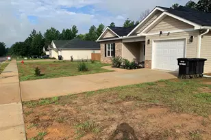 152 Long Pine Circle, East Dublin, GA 31027 - Photo 3