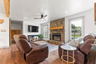 104 Buckingham Place, Perry, GA 31069 - Photo 17