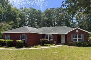 227 Crestwood Cir, Centerville, GA 31028 - Photo 1