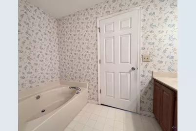227 Crestwood Circle, Centerville, GA 31028 - Photo 3