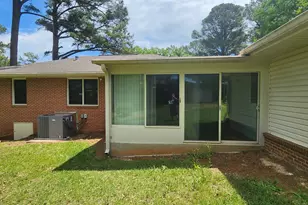203 Springdale Dr, Warner Robins, GA 31088 - Photo 39